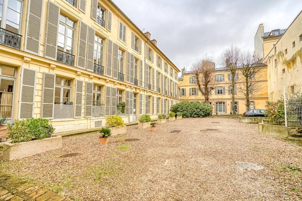 Appartement Le Richelieu à Versailles Extérieur photo