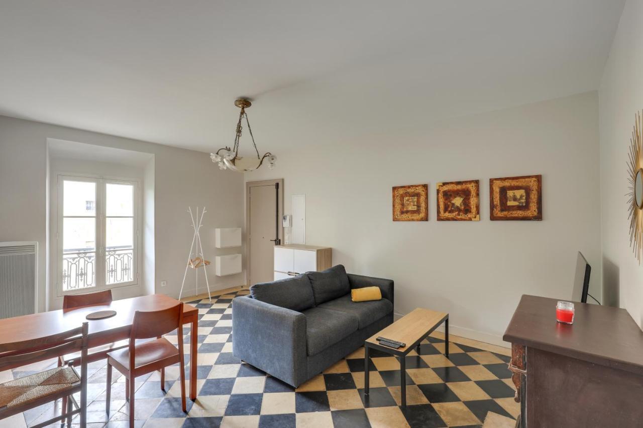 Appartement Le Richelieu à Versailles Extérieur photo